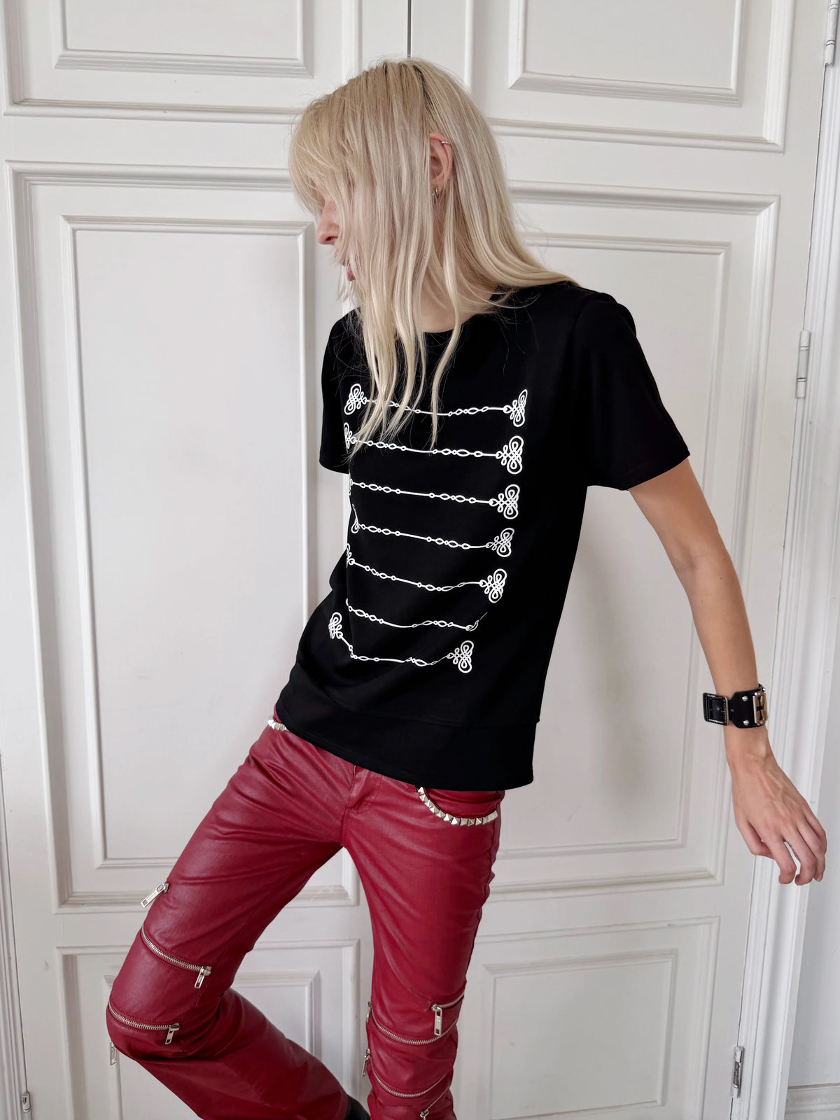 COURT PRINT SHORT SLEEVE TEE