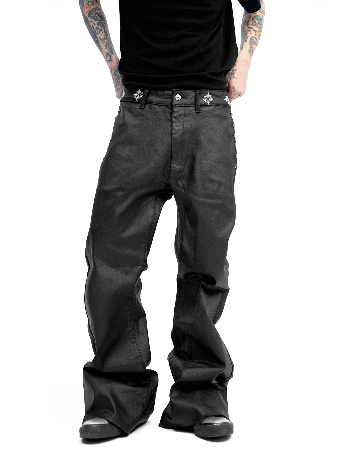 MICRO SLIM BRUSHED WAX JEANS