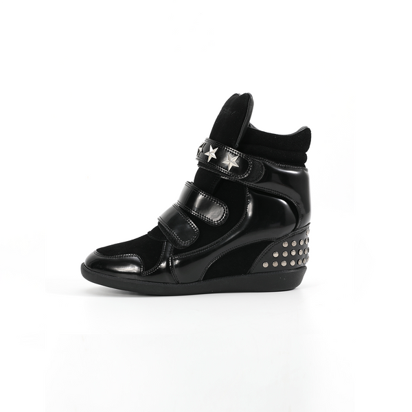 RETRO RIVET PLATFORM SNEAKERS