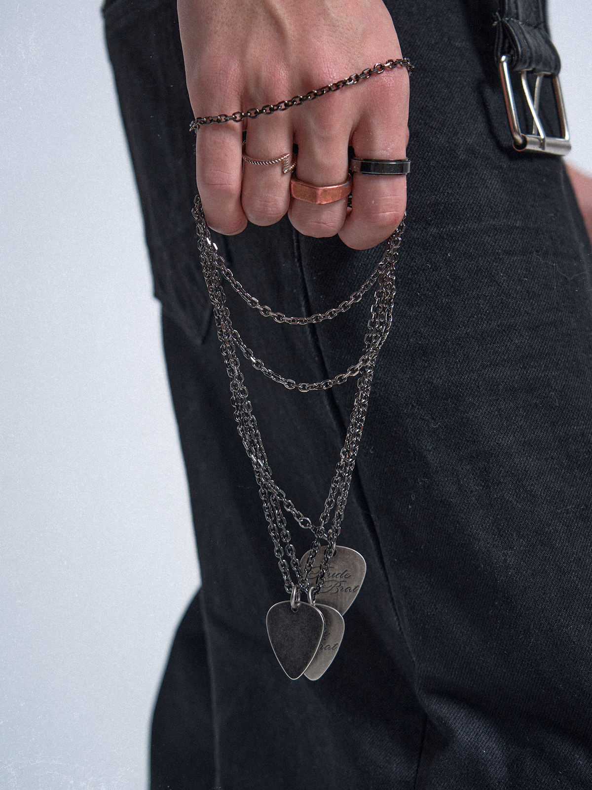 SILVER ROCK COUPLE'S NECKLACE