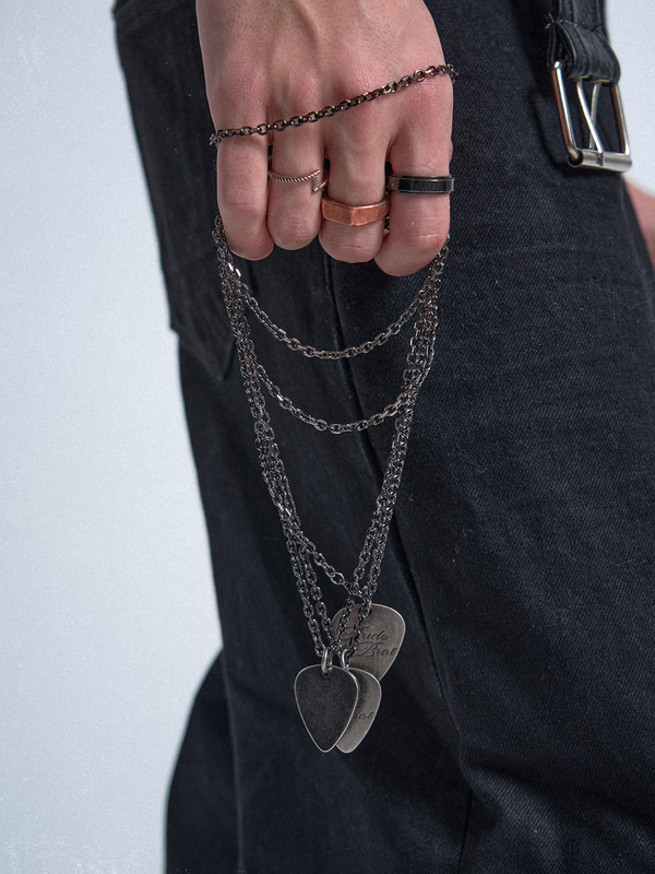 SILVER ROCK COUPLE'S NECKLACE