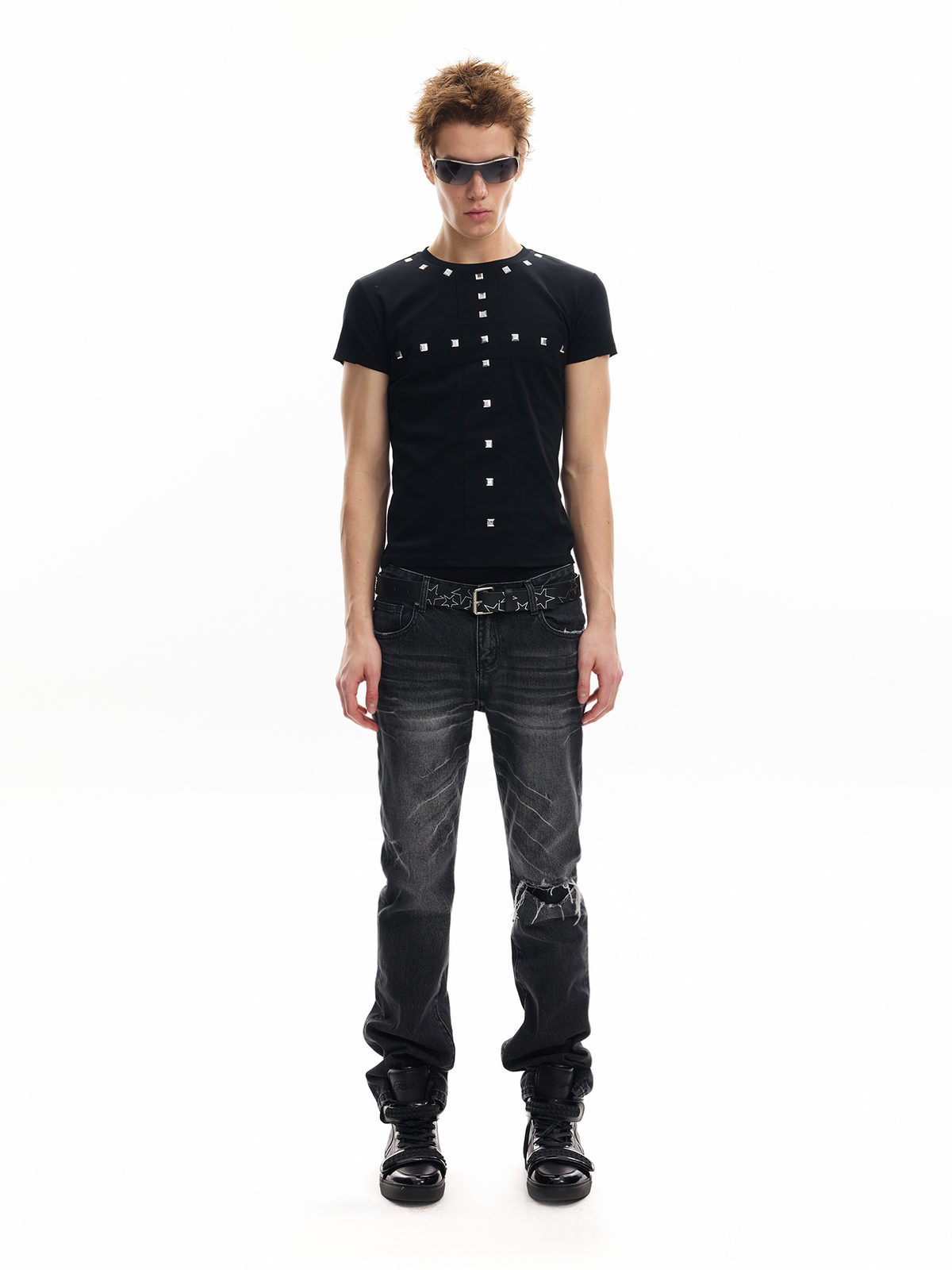 BLACK SLIM FIT RHINESTONE TEE