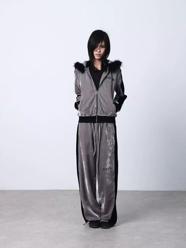 SILVER VELVET RETRO SWEATPANTS