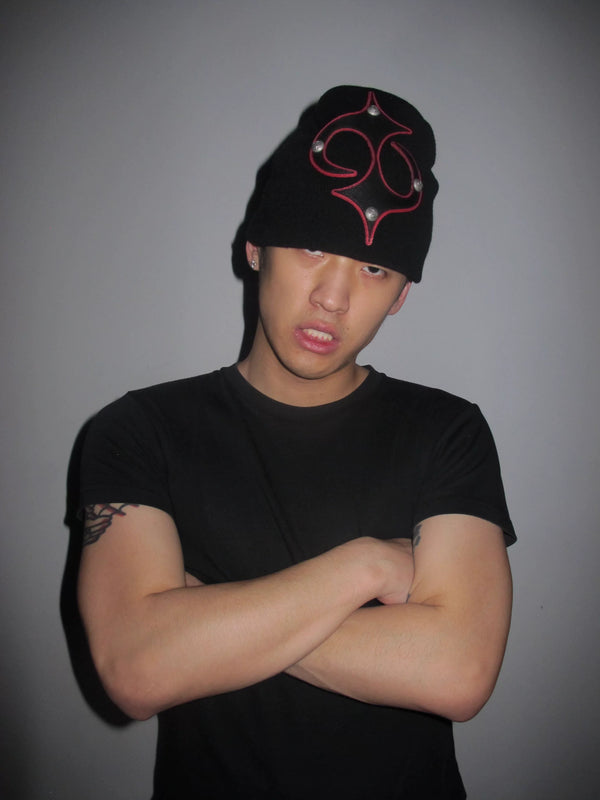 METAL TREND KNITTED HAT