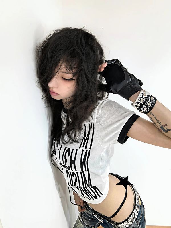 SKULL RIVET BRACELET ACCESSORY