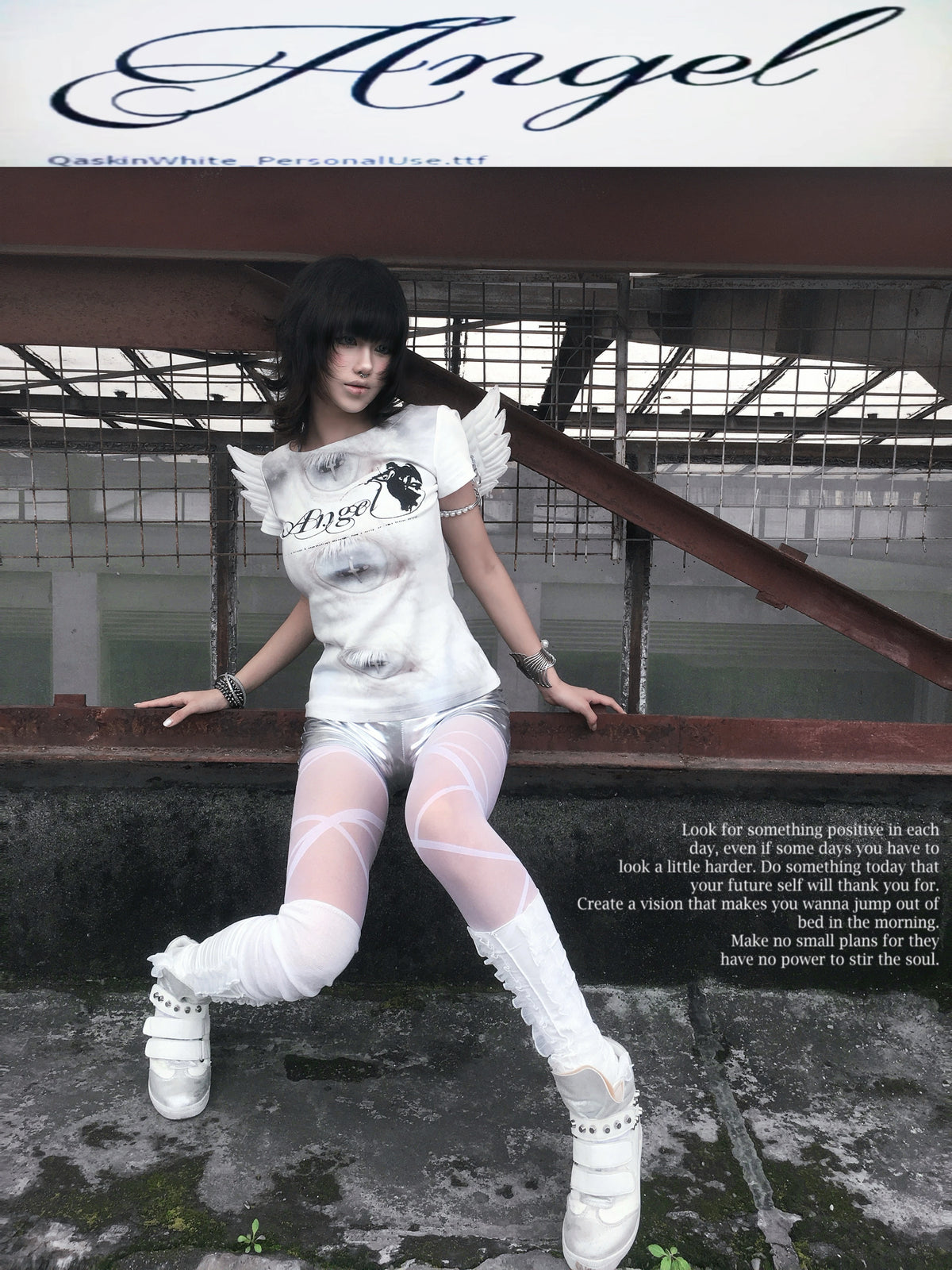 VINTAGE SLIM WINGS T-SHIRT