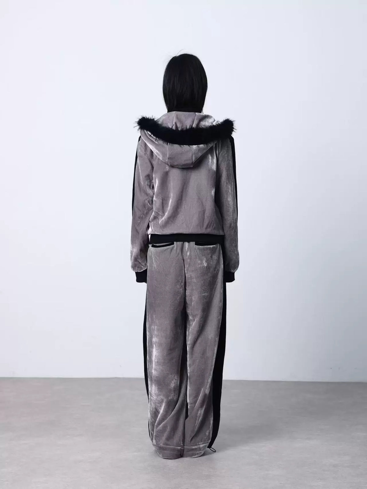 VINTAGE SILVER VELVET HOODIE JACKET
