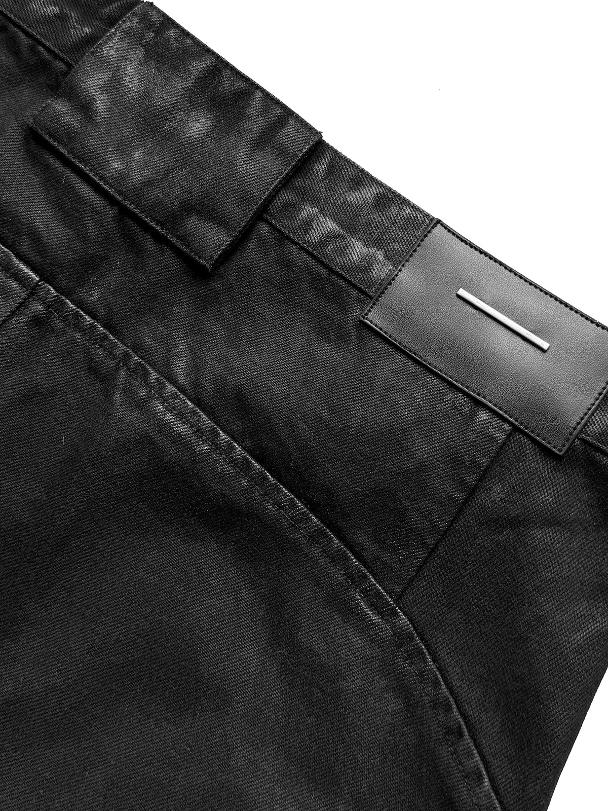 DECONSTRUCTED FRAYED JEANS