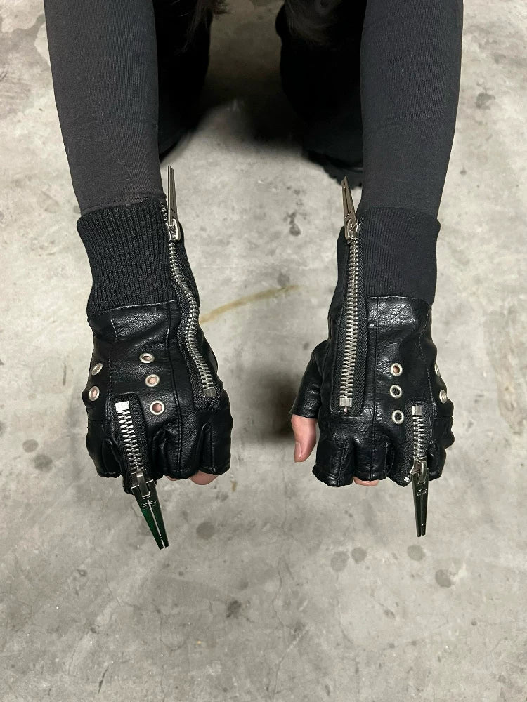 REBEL WAVE PUNK GLOVES