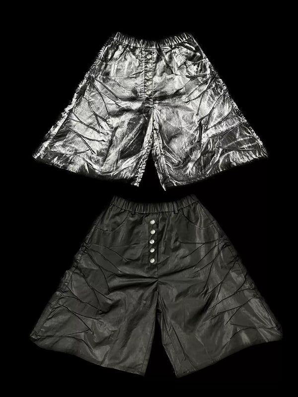 VERSATILE PLEATED SHORTS