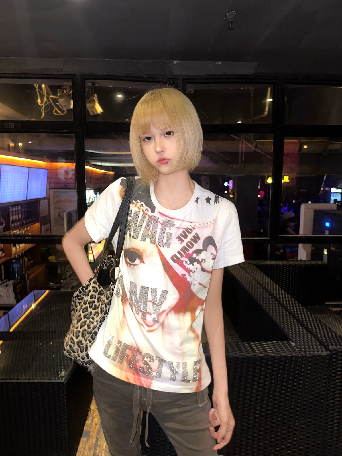 RHINESTONE RETRO T-SHIRT