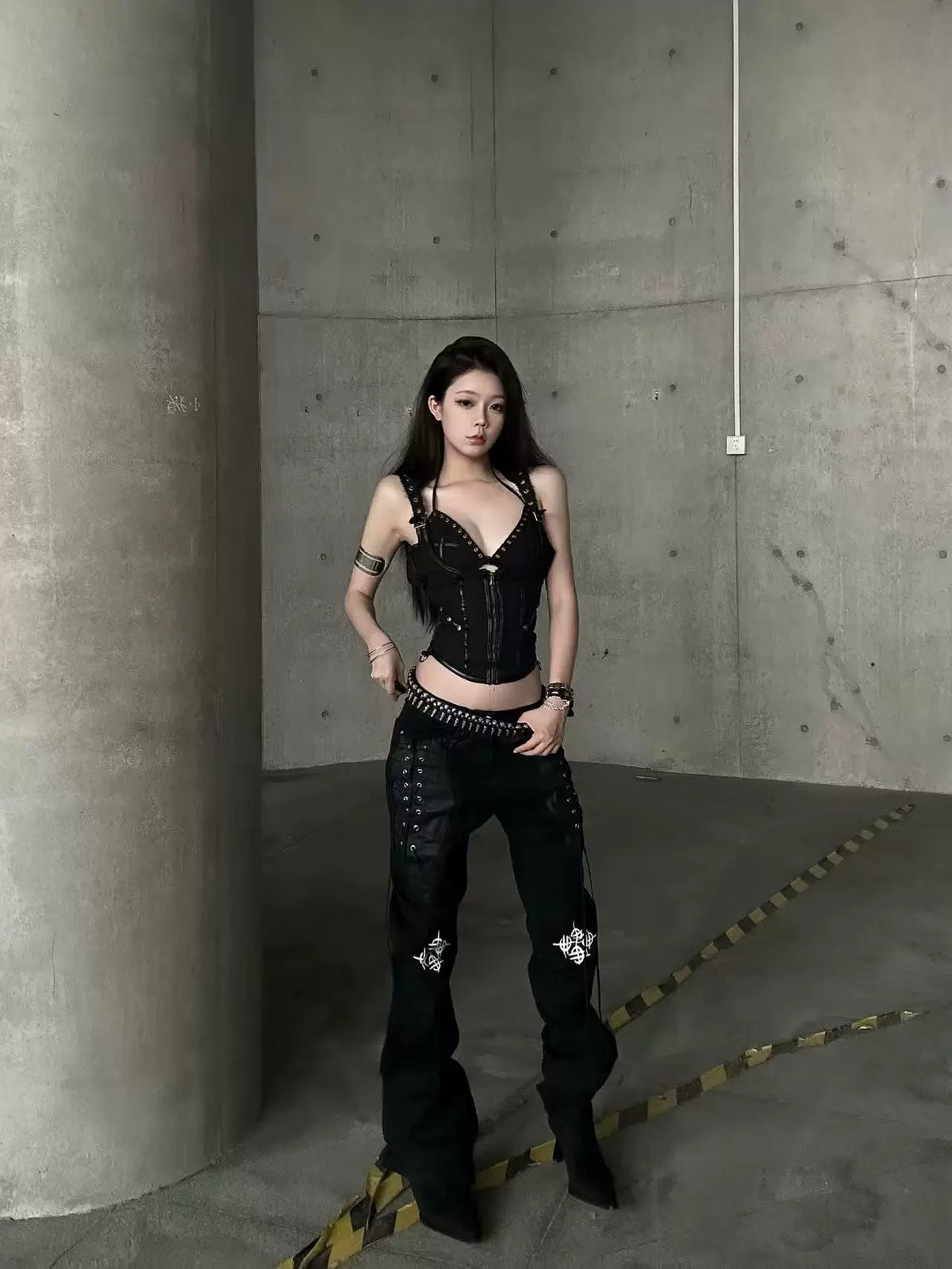 DECONSTRUCTED PUNK SLIM JEANS