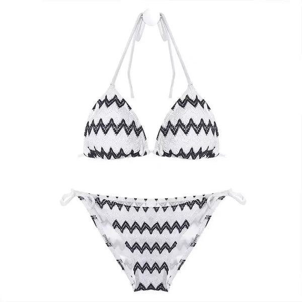 FLATTERING THREE-PIECE BIKINI SET
