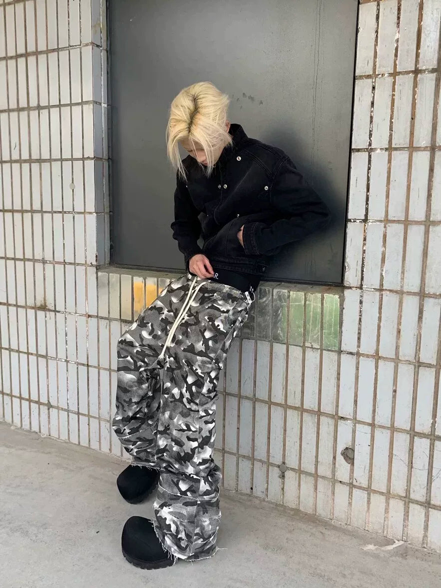 DISTRESSED CAMO CANVAS PANTS