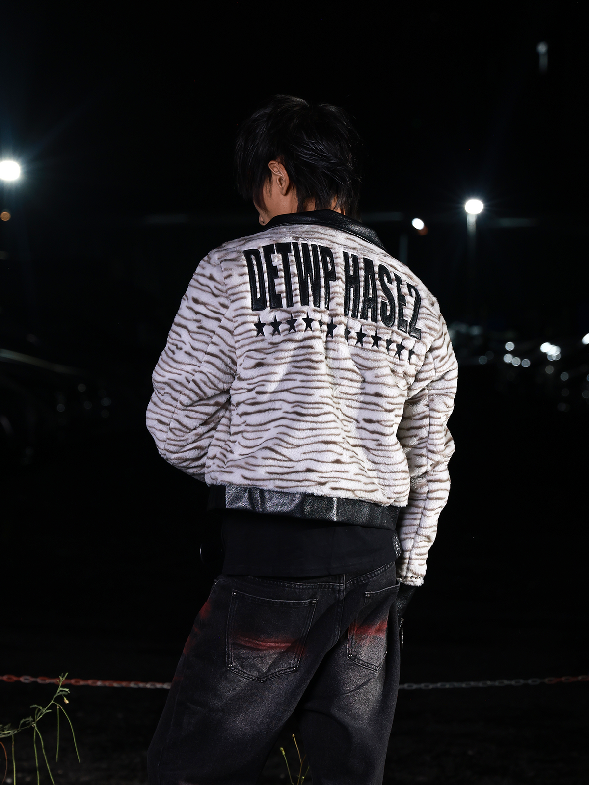 TIGER STRIPE SPLICED JACKET