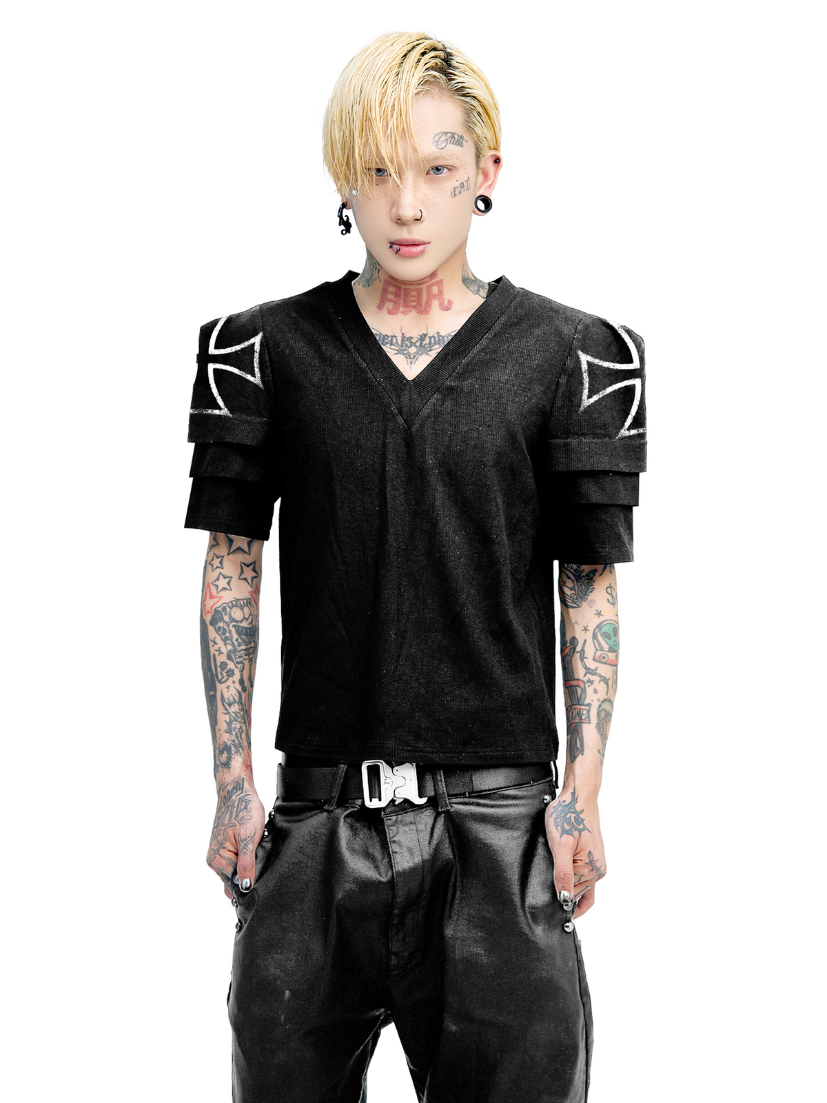 NICHE ARMOR CUFF V-NECK TEE