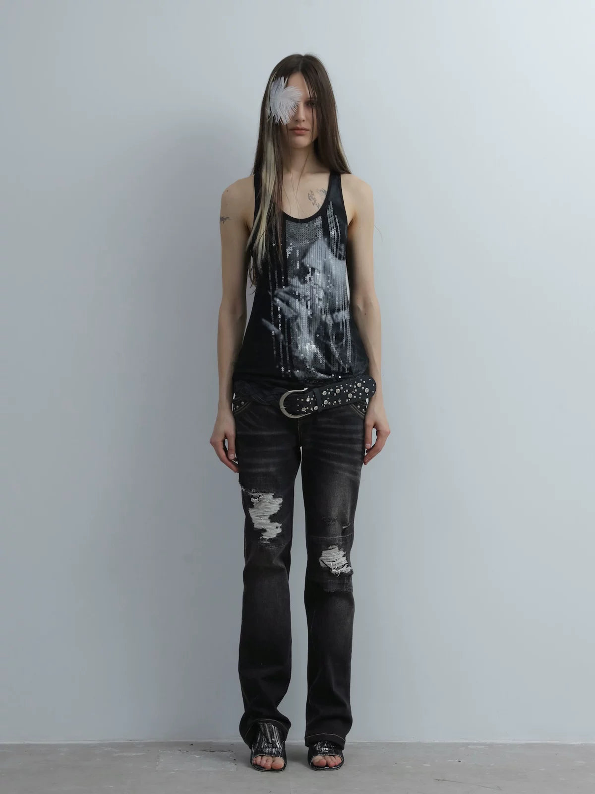 U NECK SEQUIN PRINT TANK TOP