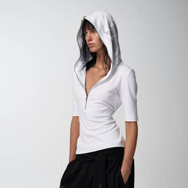 SLIM FIT HOODED ATHLETIC T-SHIRT