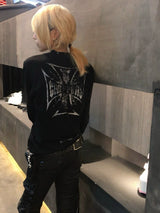 GOTHIC V-NECK LONG SLEEVE TEE