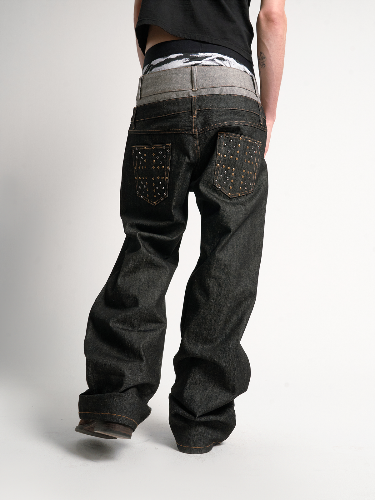 DOUBLE-WAISTED BAGGY JEANS