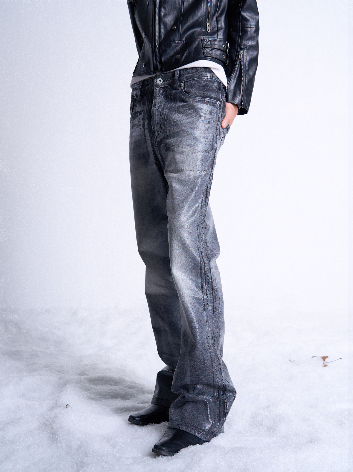 CRACKED BRUSHED WAX JEANS