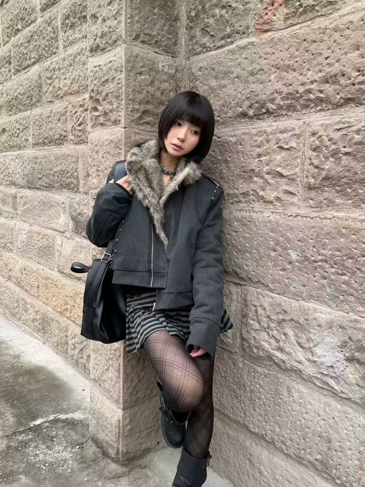 FAUX FUR COLLAR SLIM JACKET