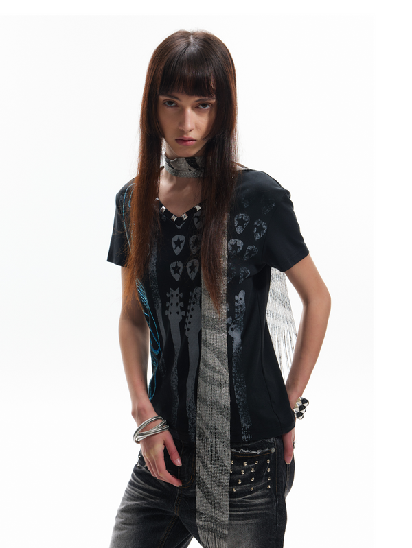 RHINESTONE V-NECK T-SHIRT