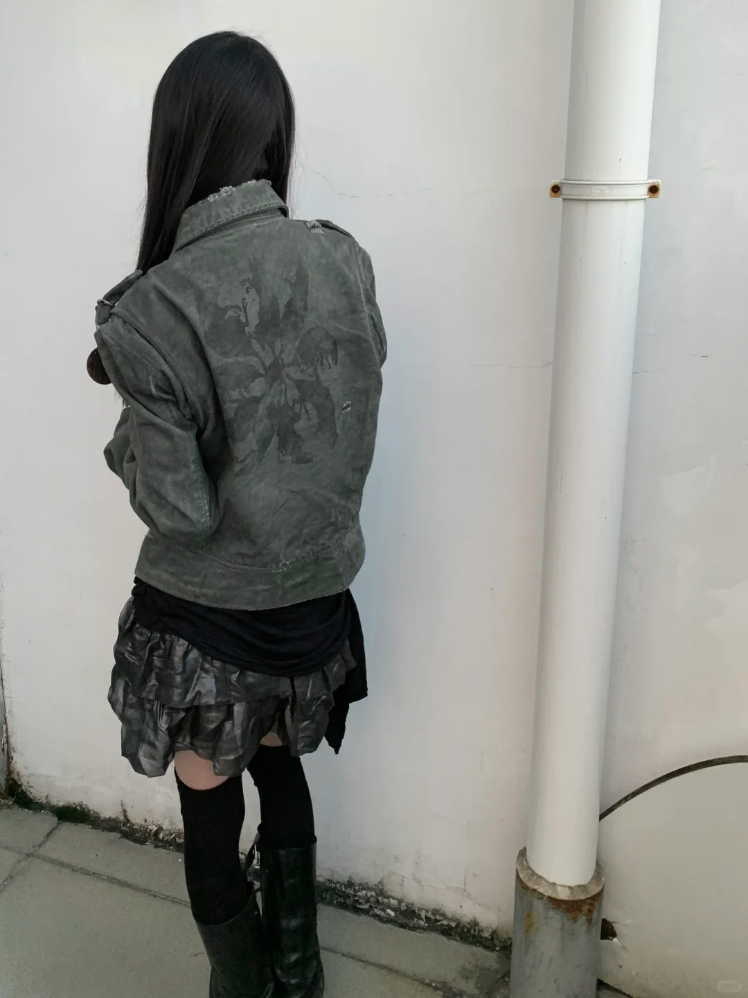 DISTRESSED BIKER JACKET