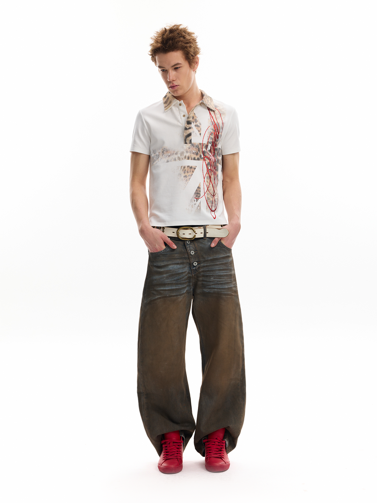 DISTRESSED SILVER BATIK JEANS