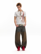 DISTRESSED SILVER BATIK JEANS