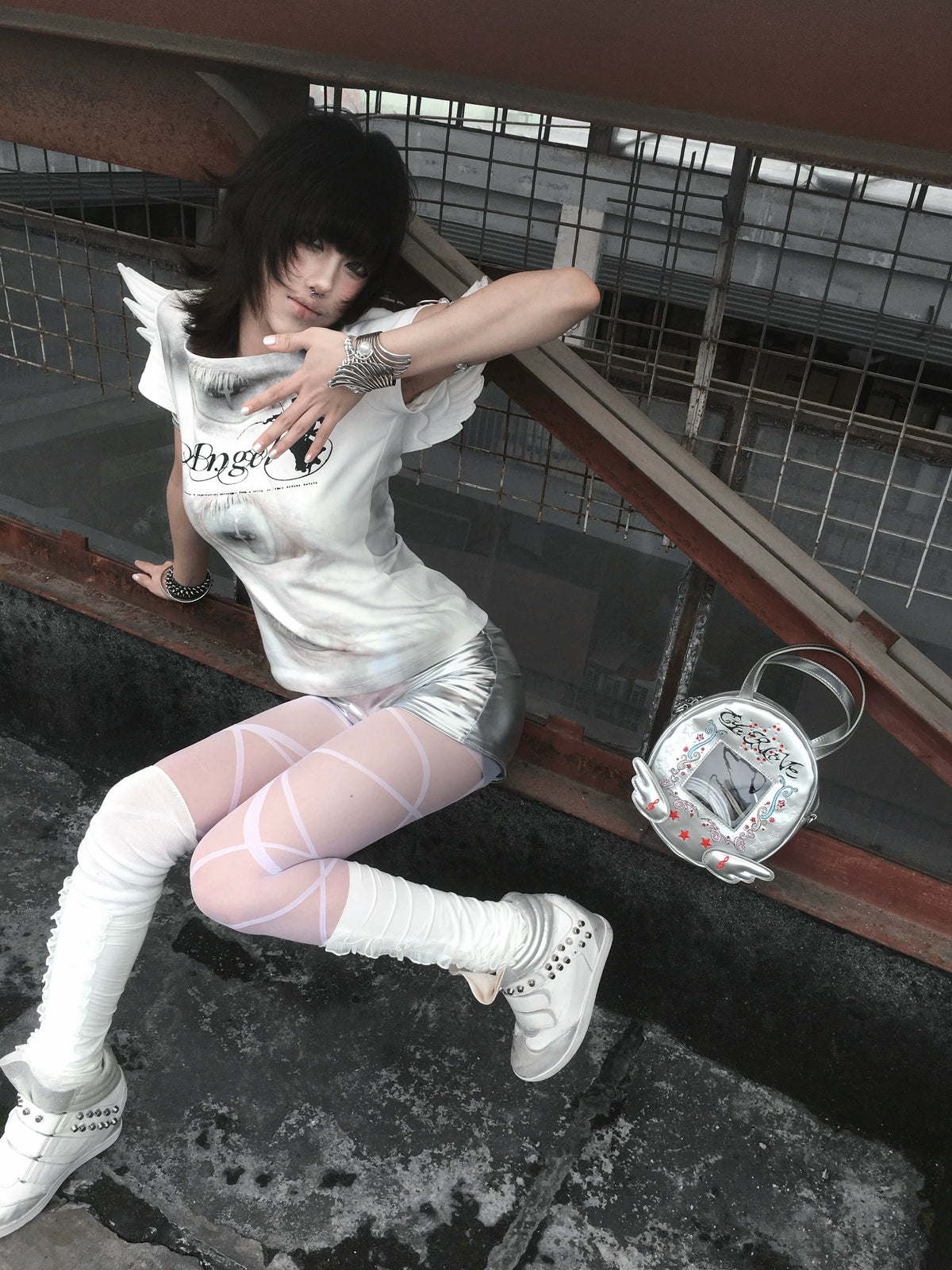 VINTAGE SLIM WINGS T-SHIRT