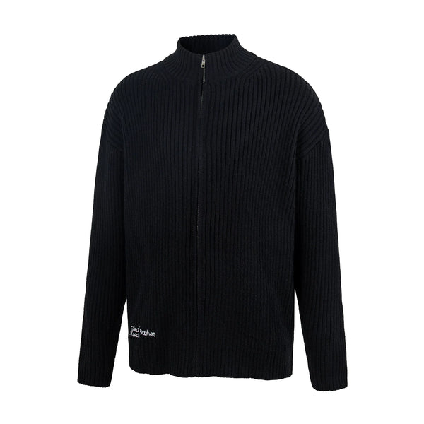 SIMPLE BUTTON-UP SWEATER