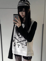 DOUBLE NECKLINE COLOR CLASH TEE