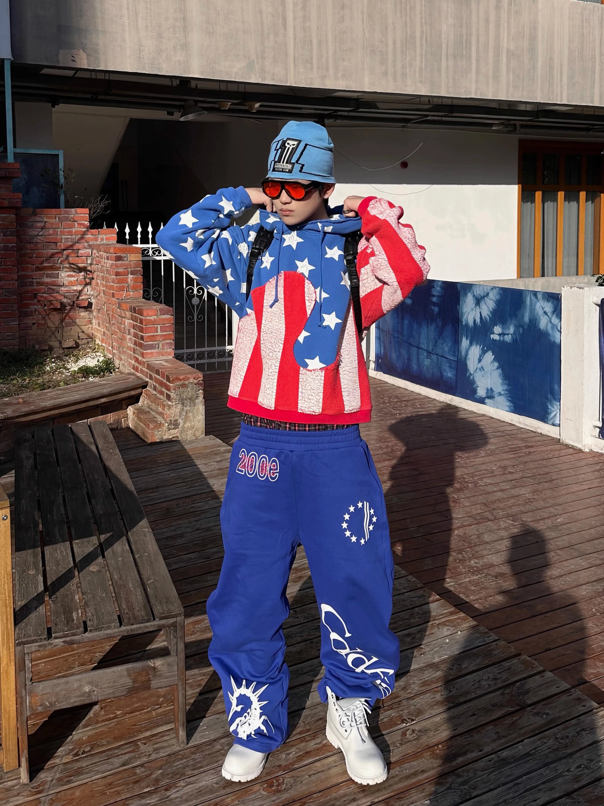 FANTASY SCORPION PRINT SWEATPANTS
