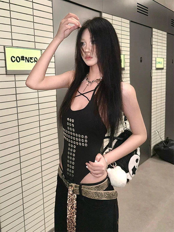 Y2K RIVET STYLE TOP