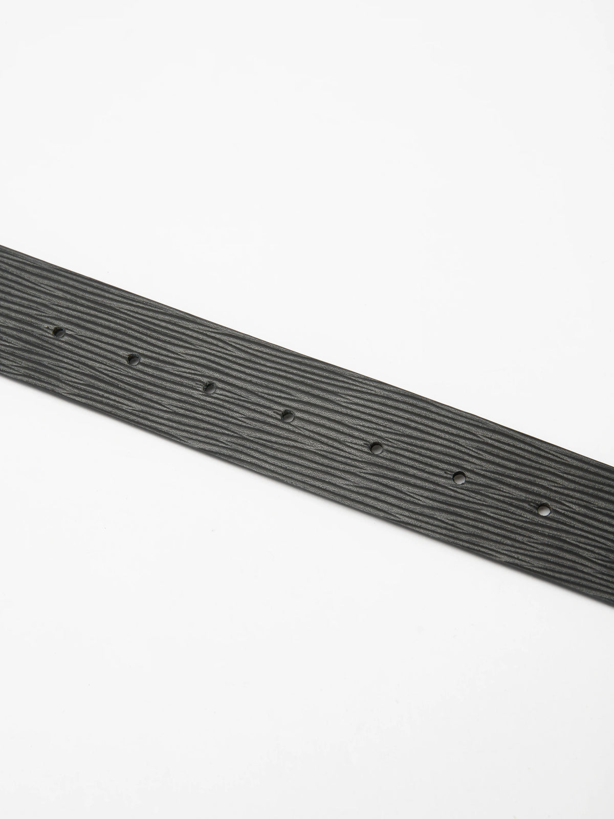 EMBOSSED LEATHER TEXTURE BELT