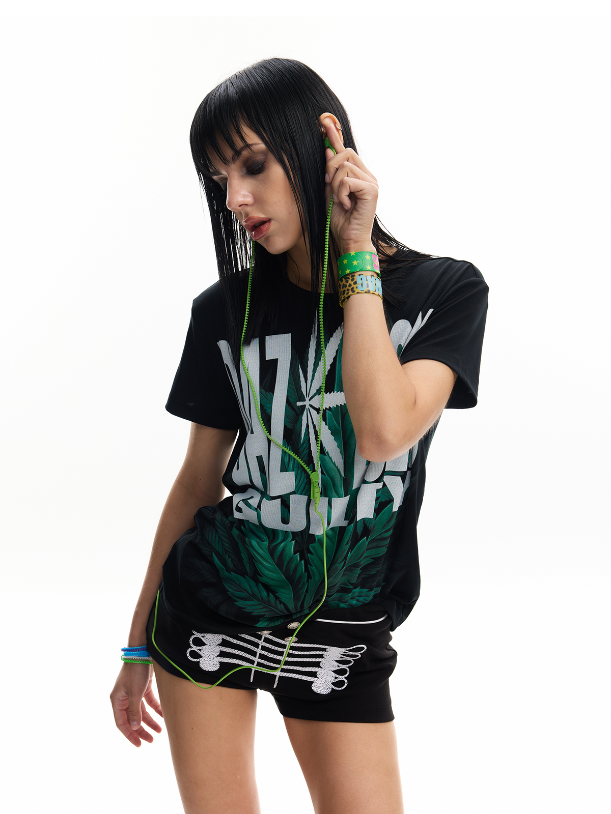 GUILTY GRADIENT STREET TEE