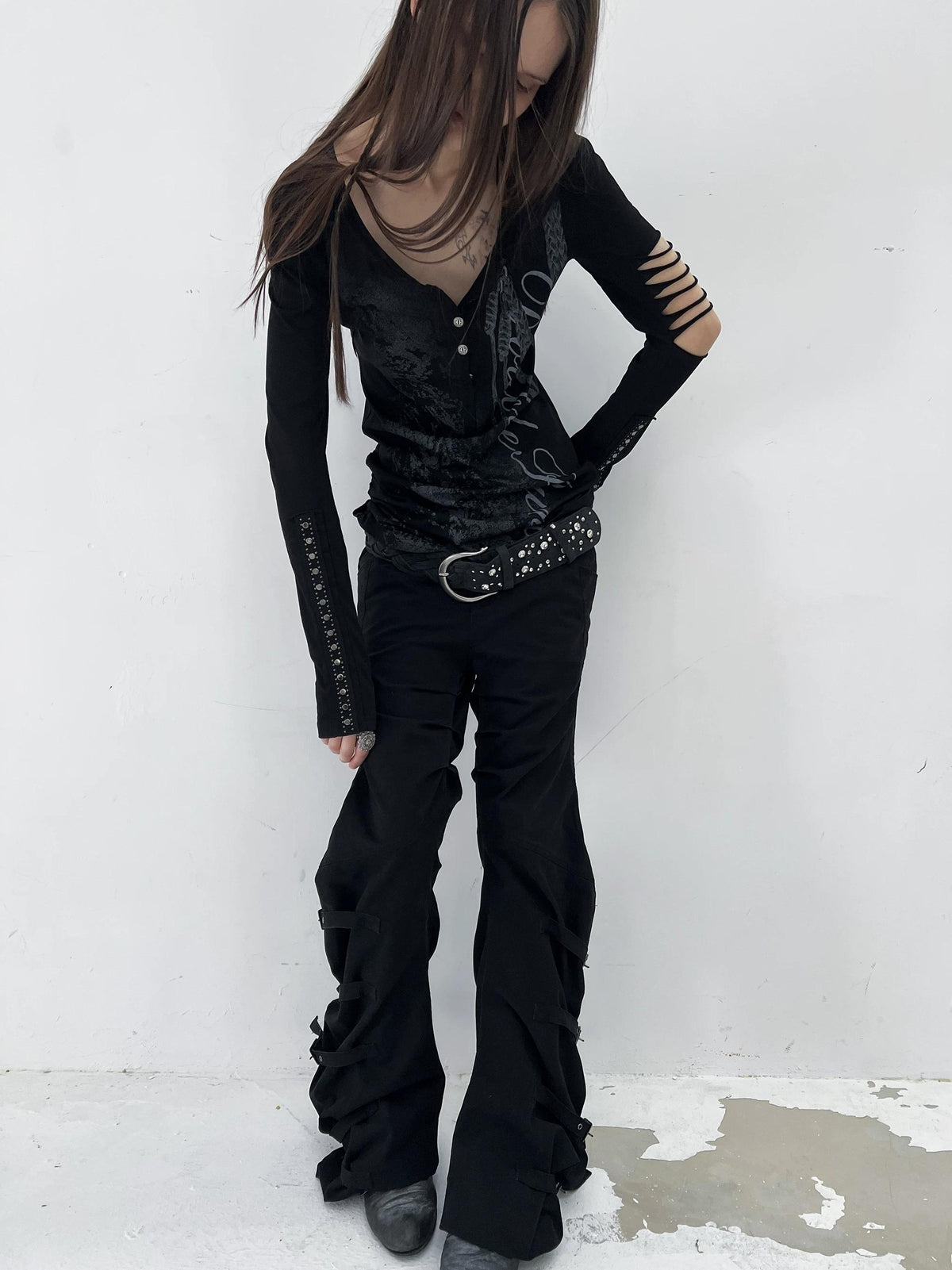 ダブルパンチグラフィックロングスリーブTシャツ