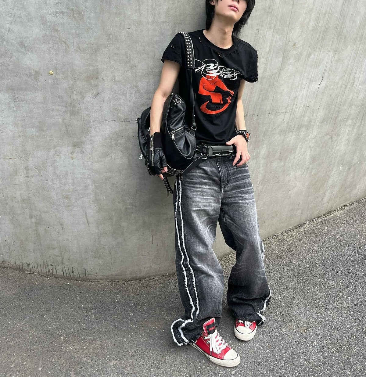 LIGHTNING STRIPE RAW EDGE JEANS