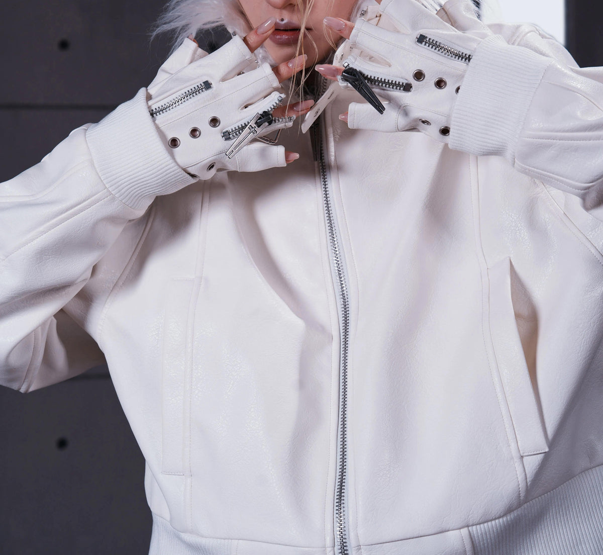 LAYERED DOUBLE ZIPPER GLOVES