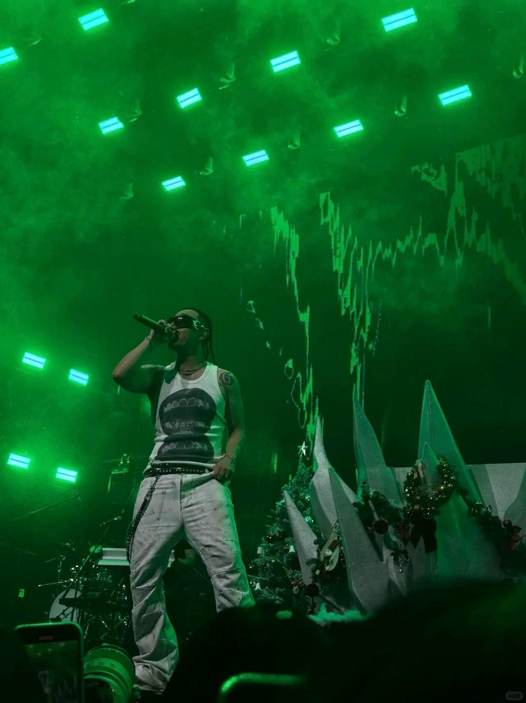 WRECKING WHITE WAX PANTS