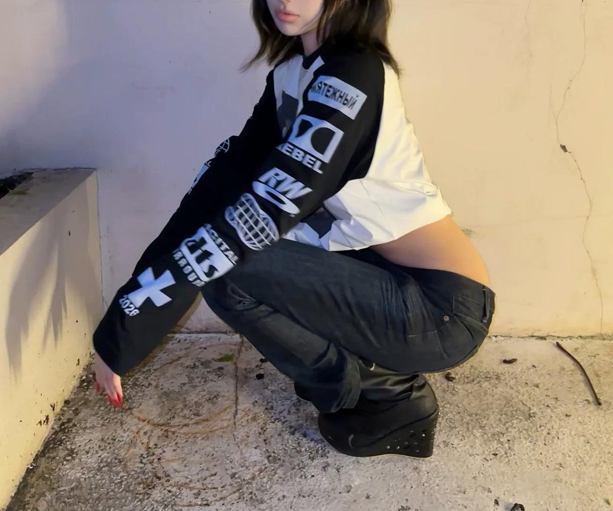 WAVE PORTRAIT PRINT LONG SLEEVE TEE