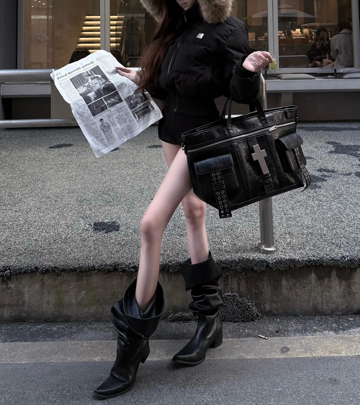 CROSSBODY LEATHER TOTE BAG
