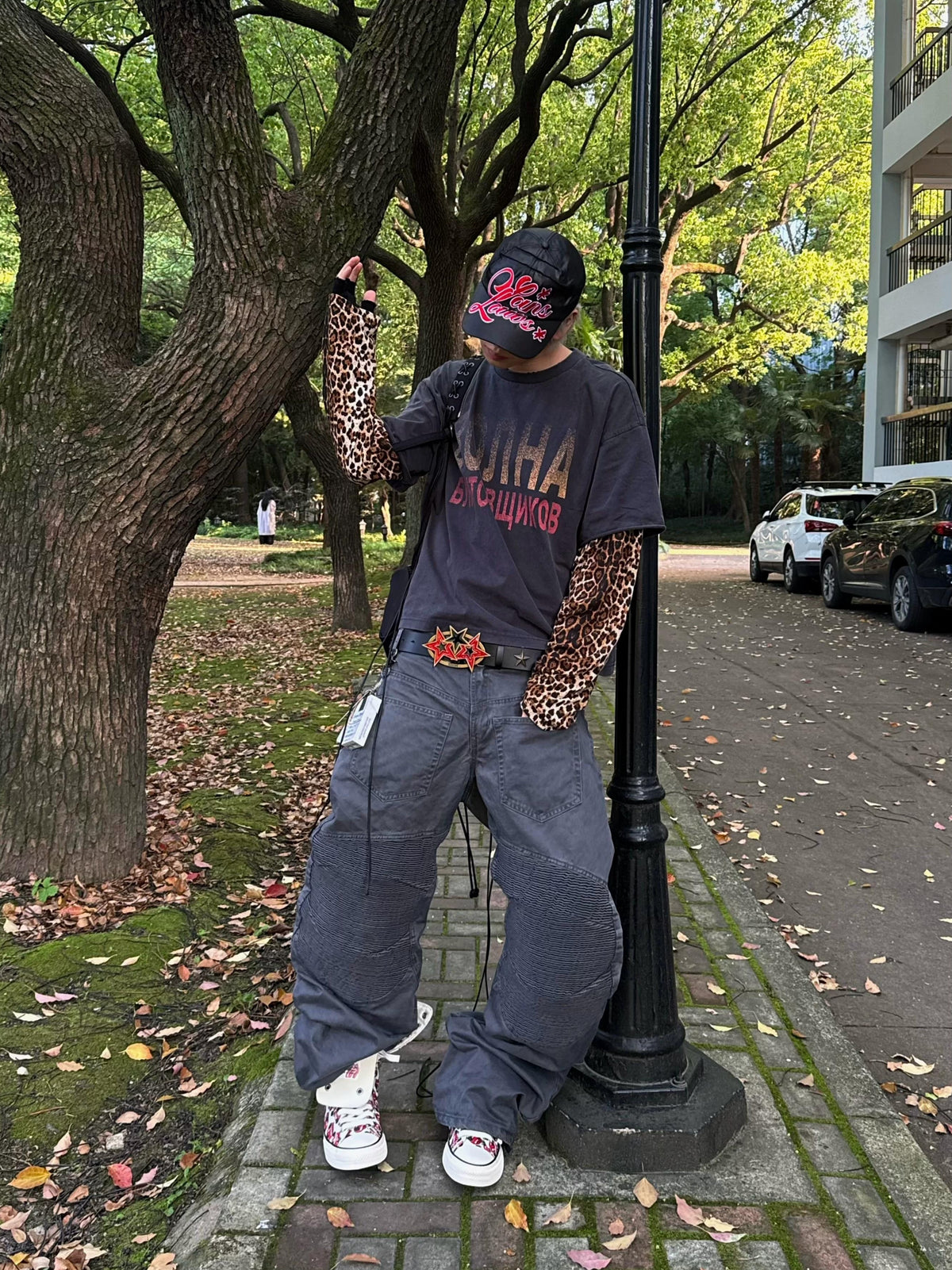 LEOPARD PRINT LONG SLEEVE TEE